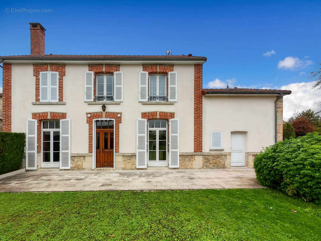 Maison à MAIRY-SUR-MARNE