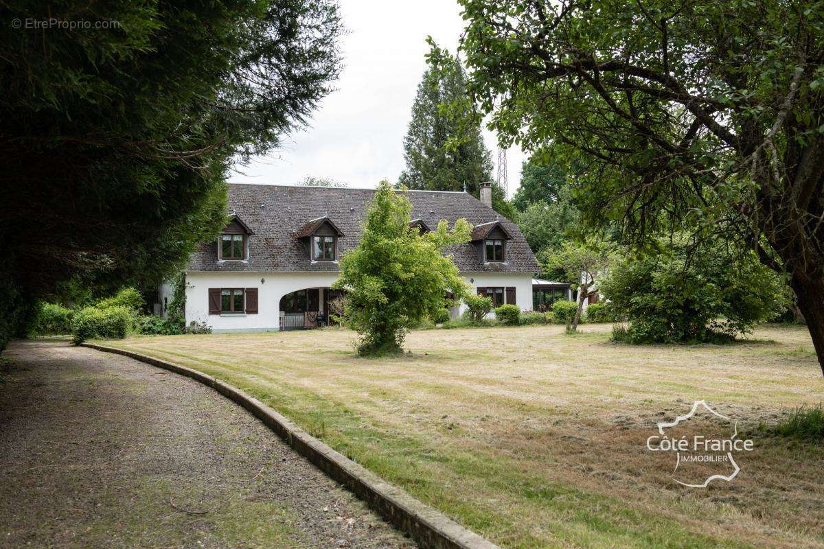 Maison à ORIGNY-EN-THIERACHE