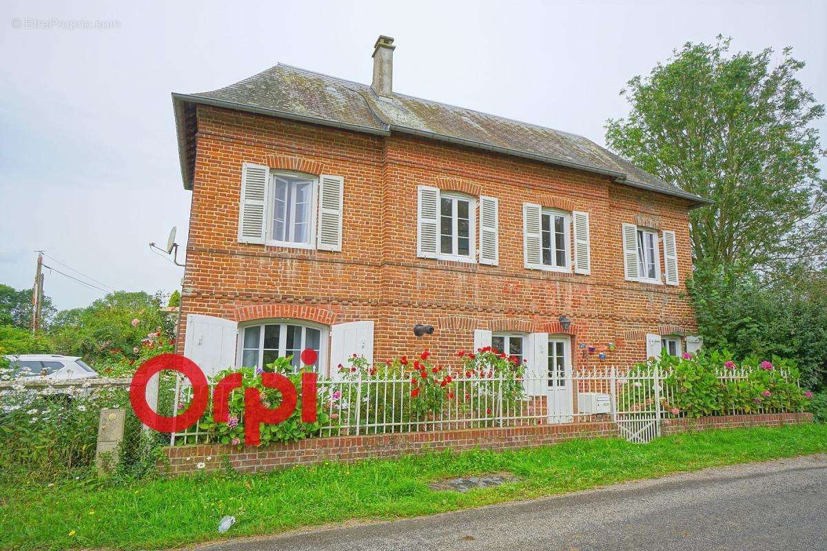 Maison à BERNAY