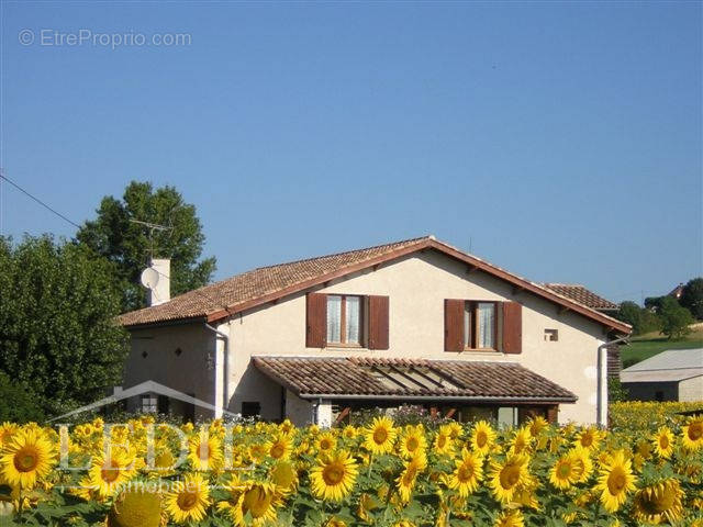 Maison à DURAS