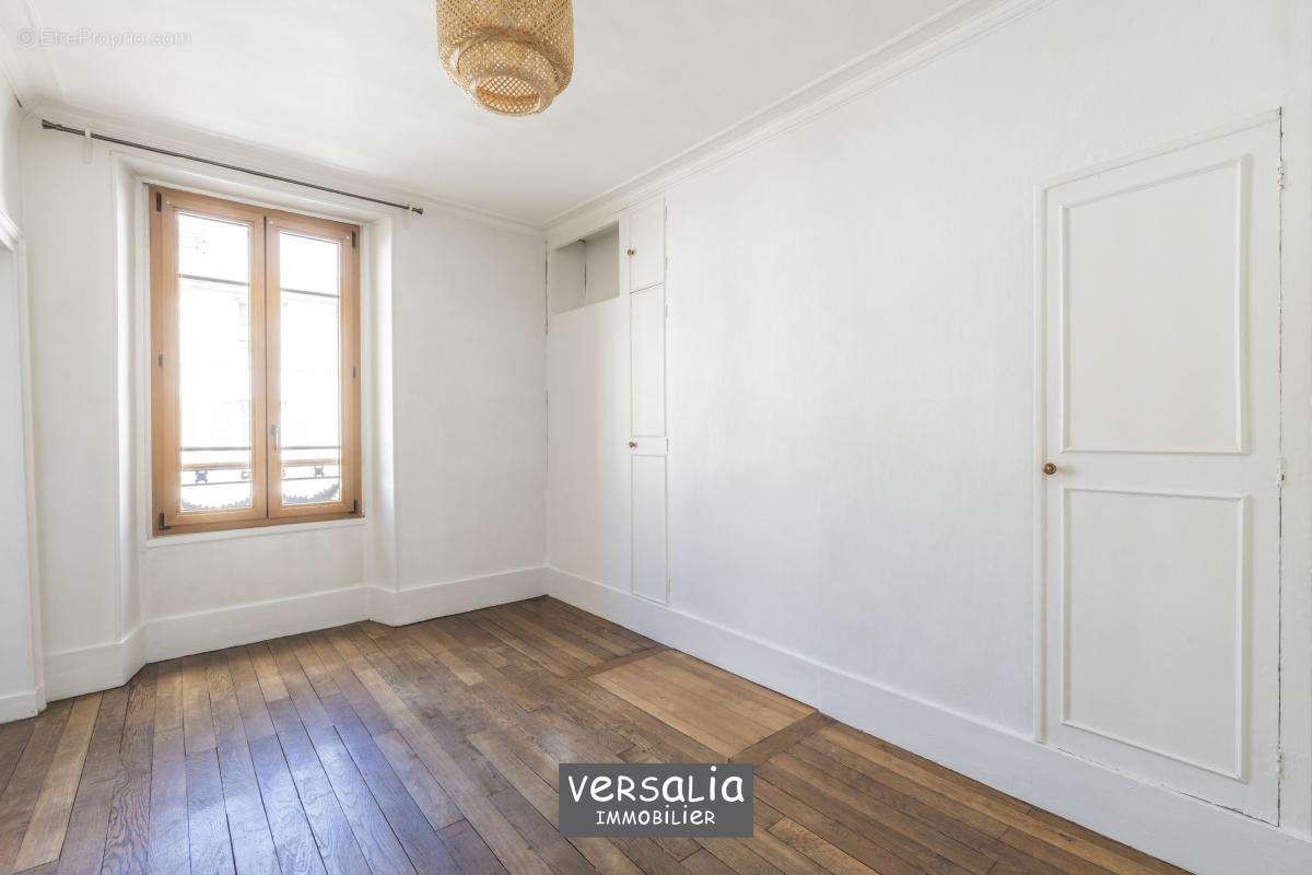 Appartement à VERSAILLES