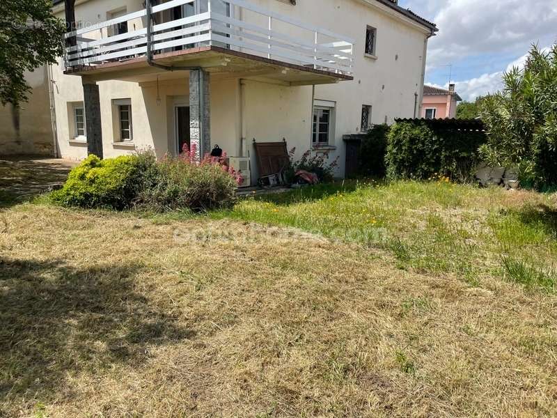 Appartement à L&#039;ISLE-JOURDAIN