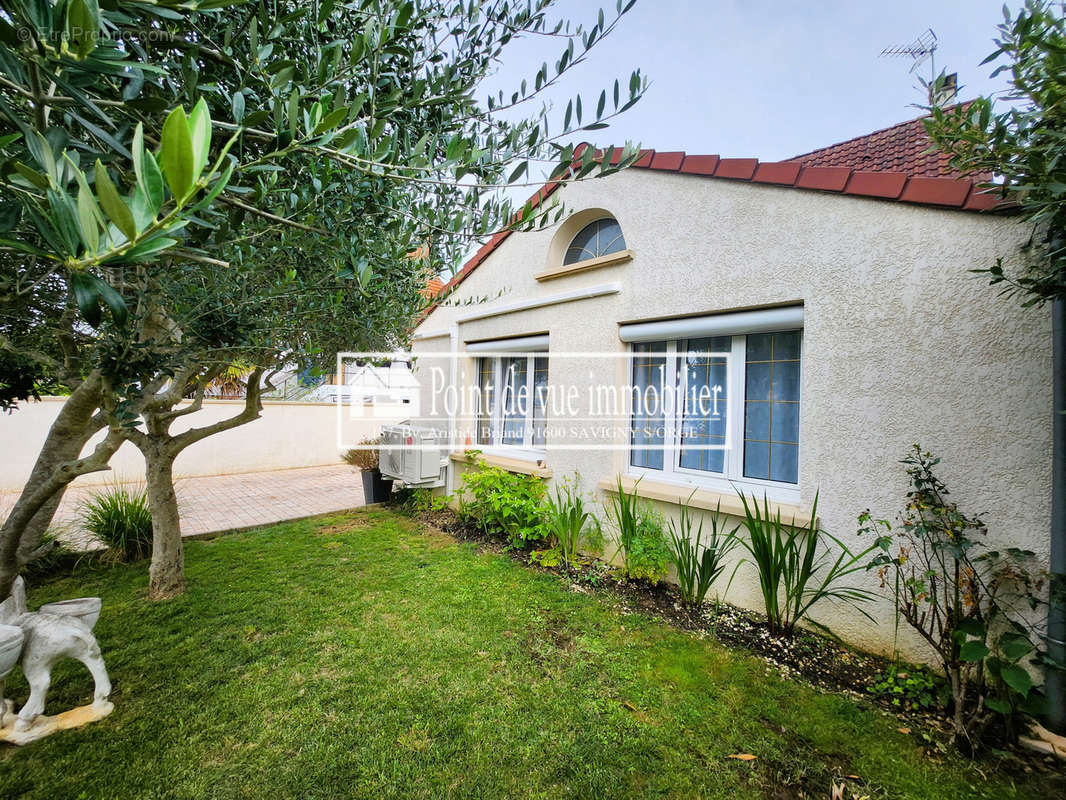 Maison à SAVIGNY-SUR-ORGE