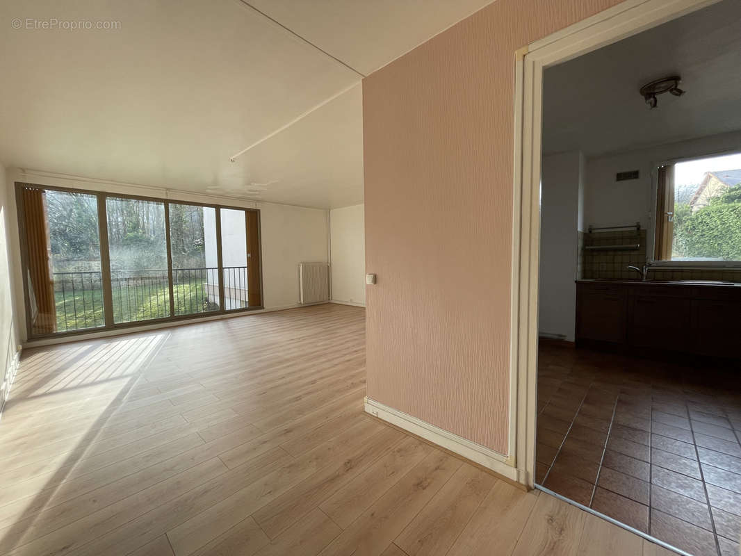 Appartement à VILLEBON-SUR-YVETTE