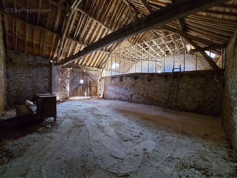 Maison à POUILLY-EN-AUXOIS