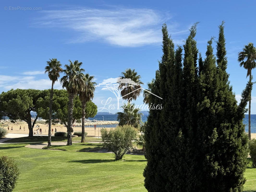 Appartement à LA LONDE-LES-MAURES