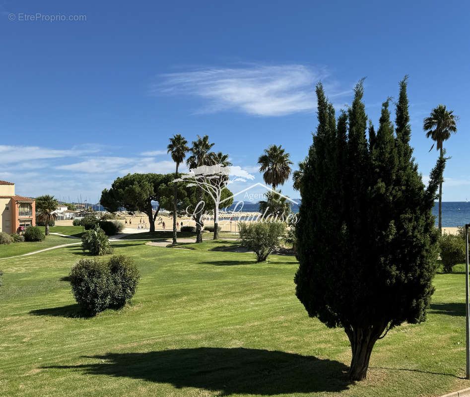 Appartement à LA LONDE-LES-MAURES