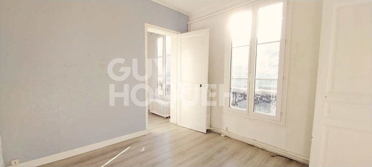 Appartement à RUEIL-MALMAISON