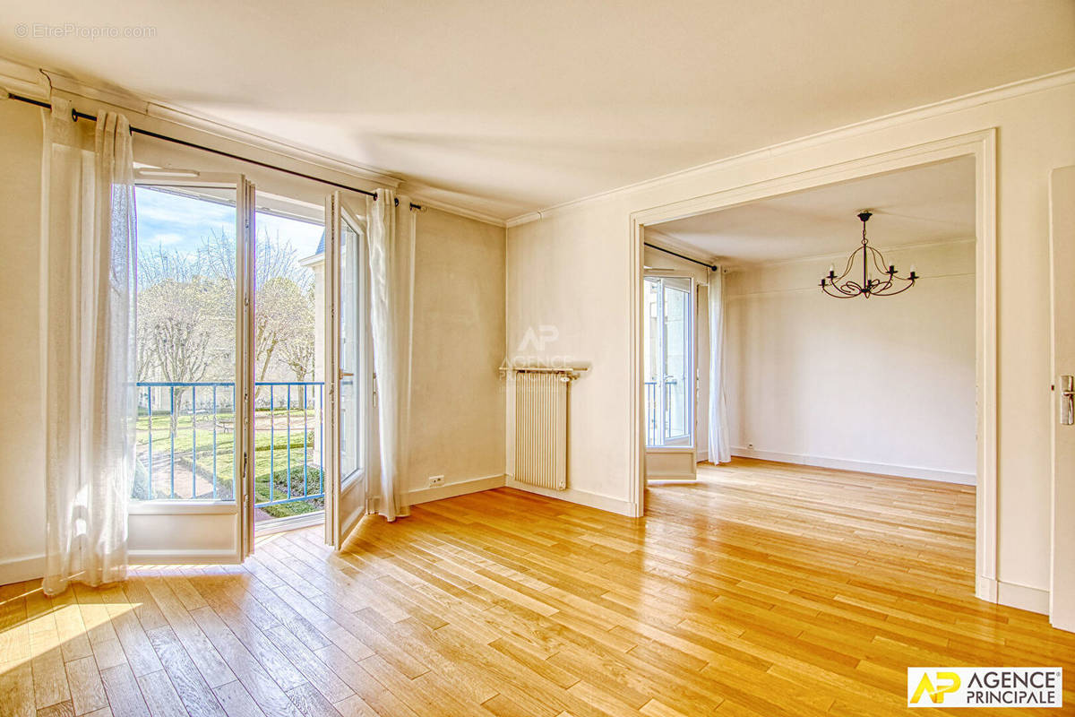 Appartement à VERSAILLES