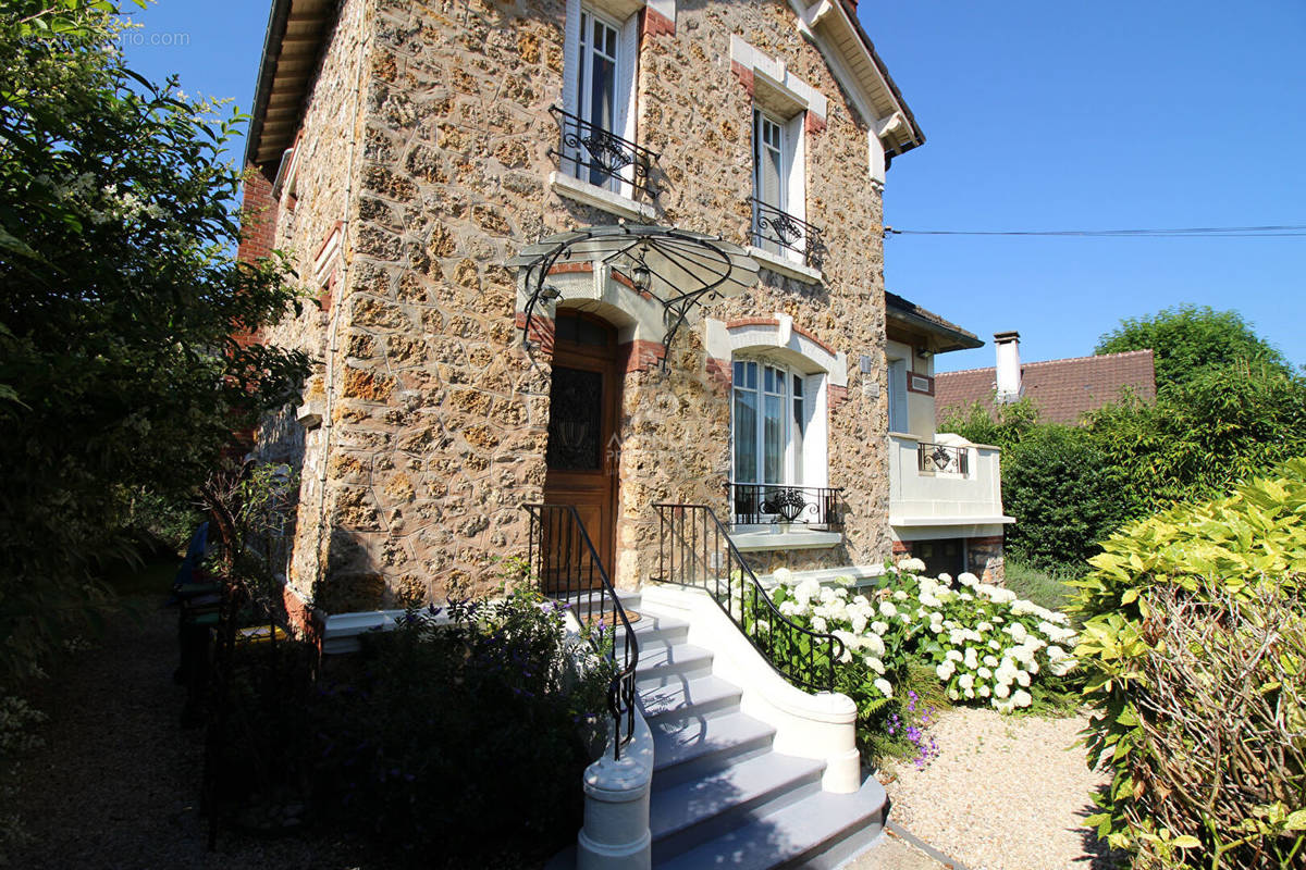 Maison à EAUBONNE