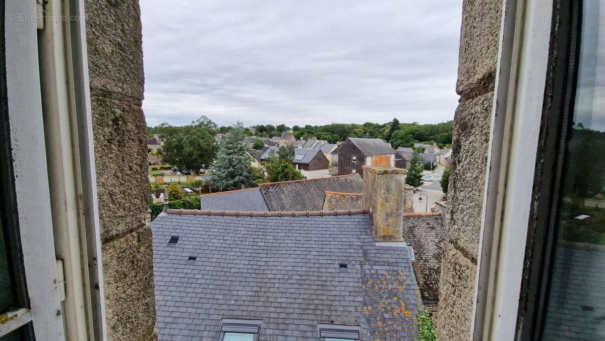 Maison à JUGON-LES-LACS