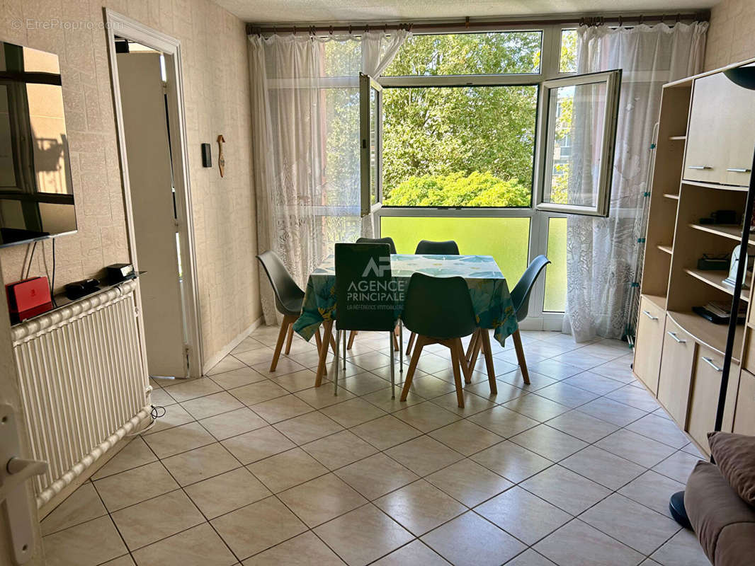 Appartement à MAISONS-LAFFITTE