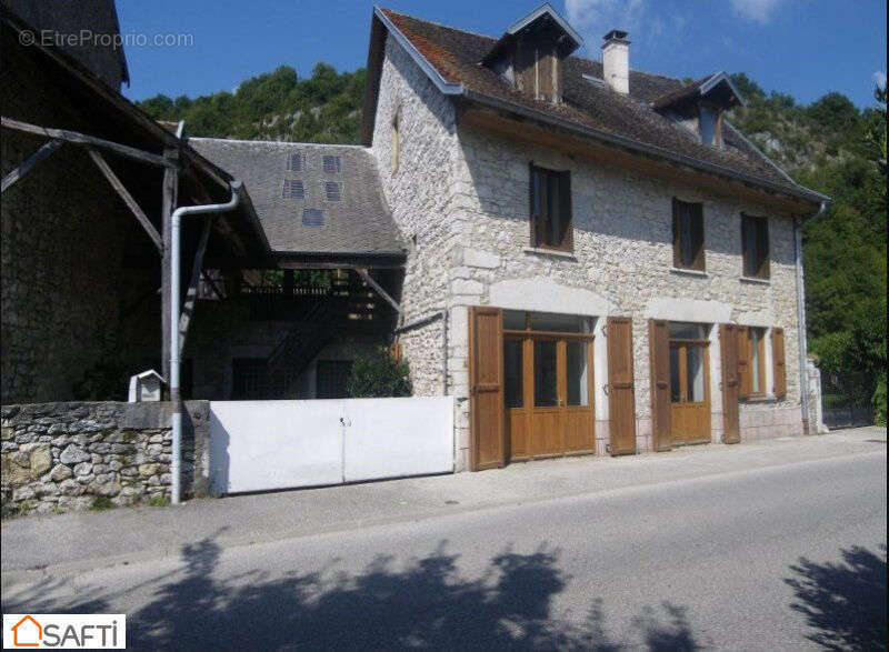 Photo 2 - Maison à BREGNIER-CORDON