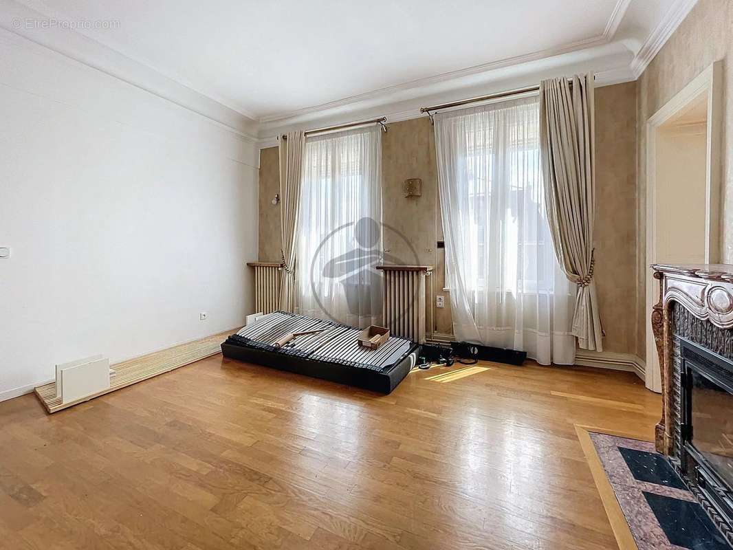 Appartement à SAINT-QUENTIN