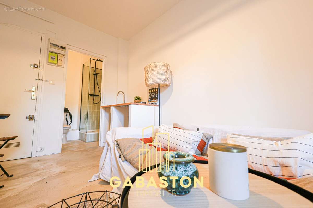 Appartement à MARSEILLE-8E