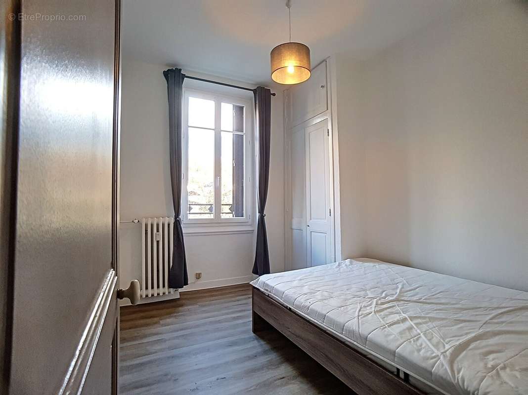 Appartement à VAULNAVEYS-LE-BAS