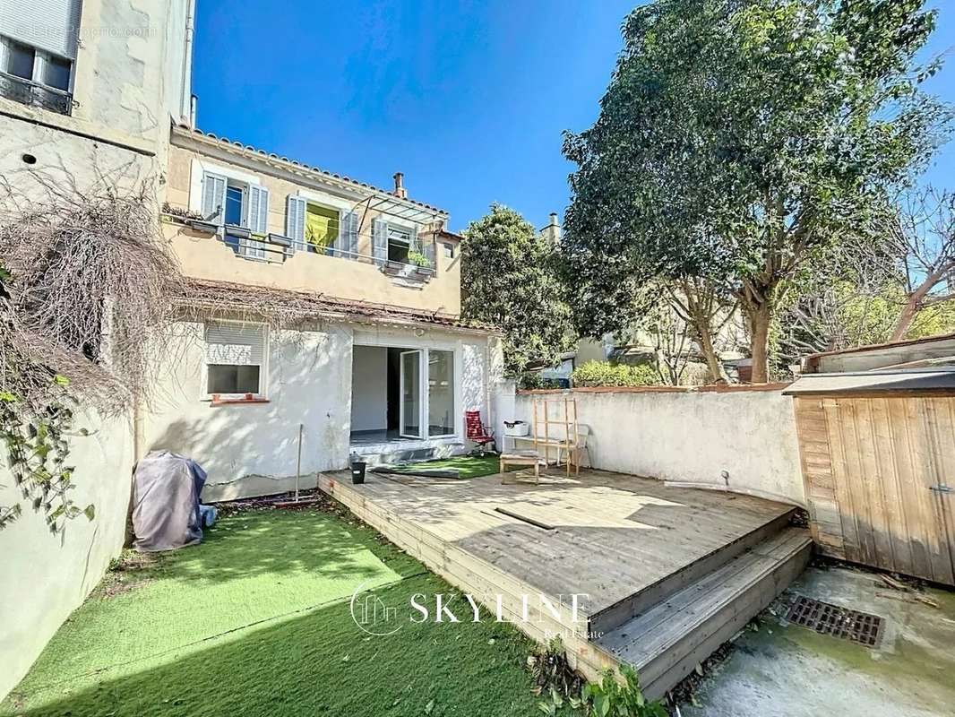 Appartement à MARSEILLE-3E