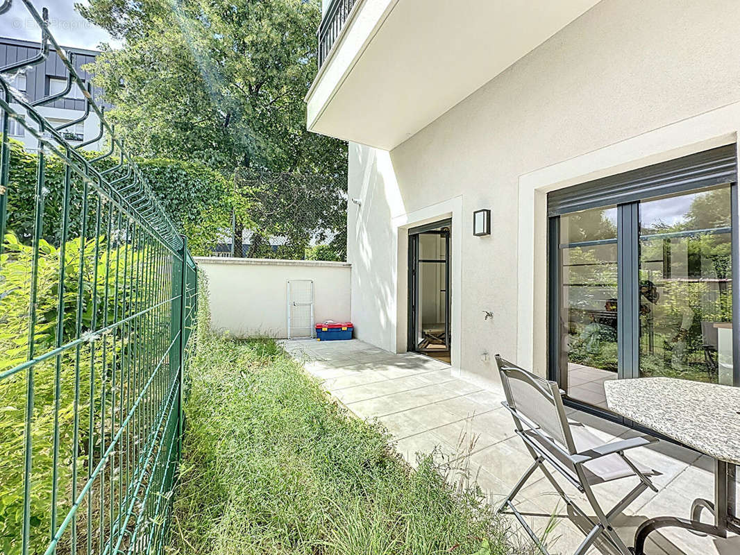 Appartement à SAINT-MAUR-DES-FOSSES