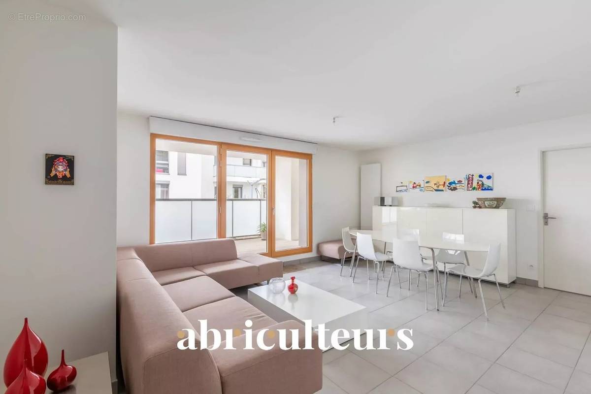 Appartement à LYON-8E