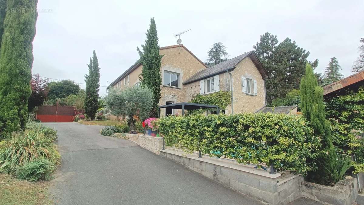 Maison à MIGNE-AUXANCES