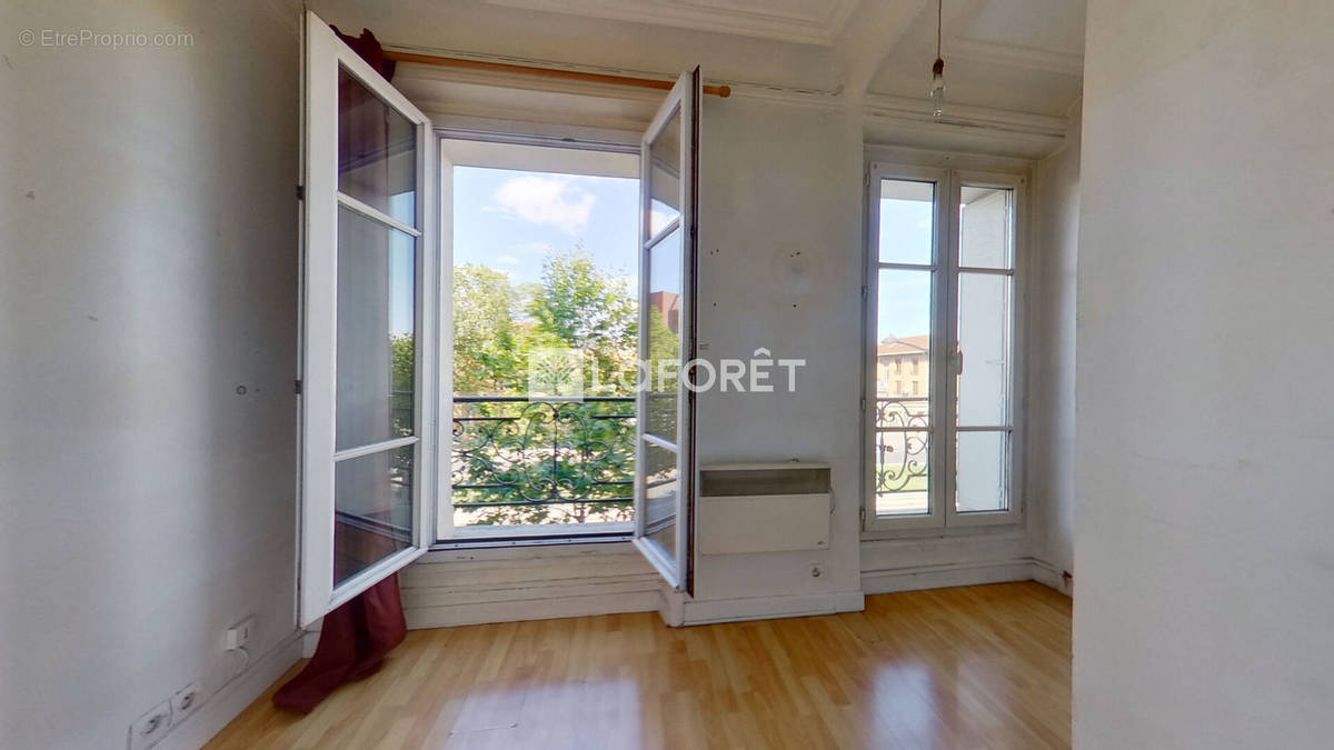 Appartement à PARIS-18E