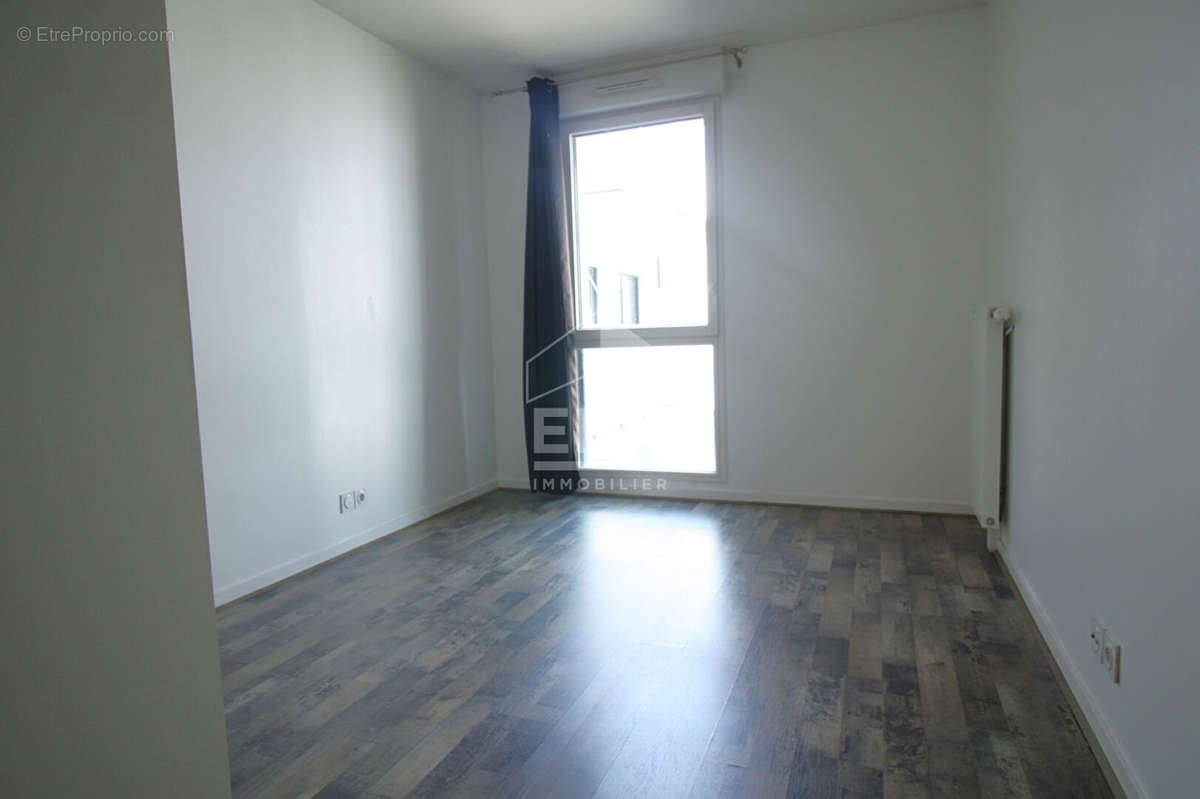 Appartement à IVRY-SUR-SEINE