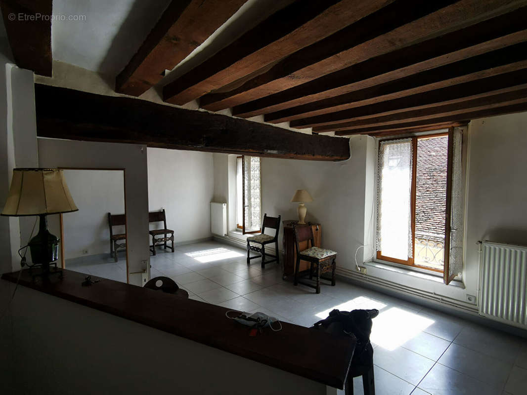 Appartement à TOUCY