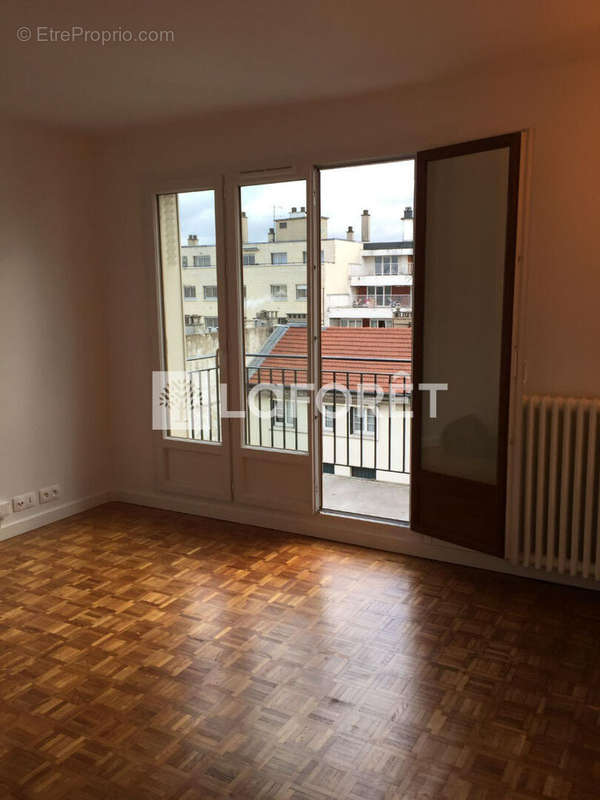 Appartement à BOURG-LA-REINE