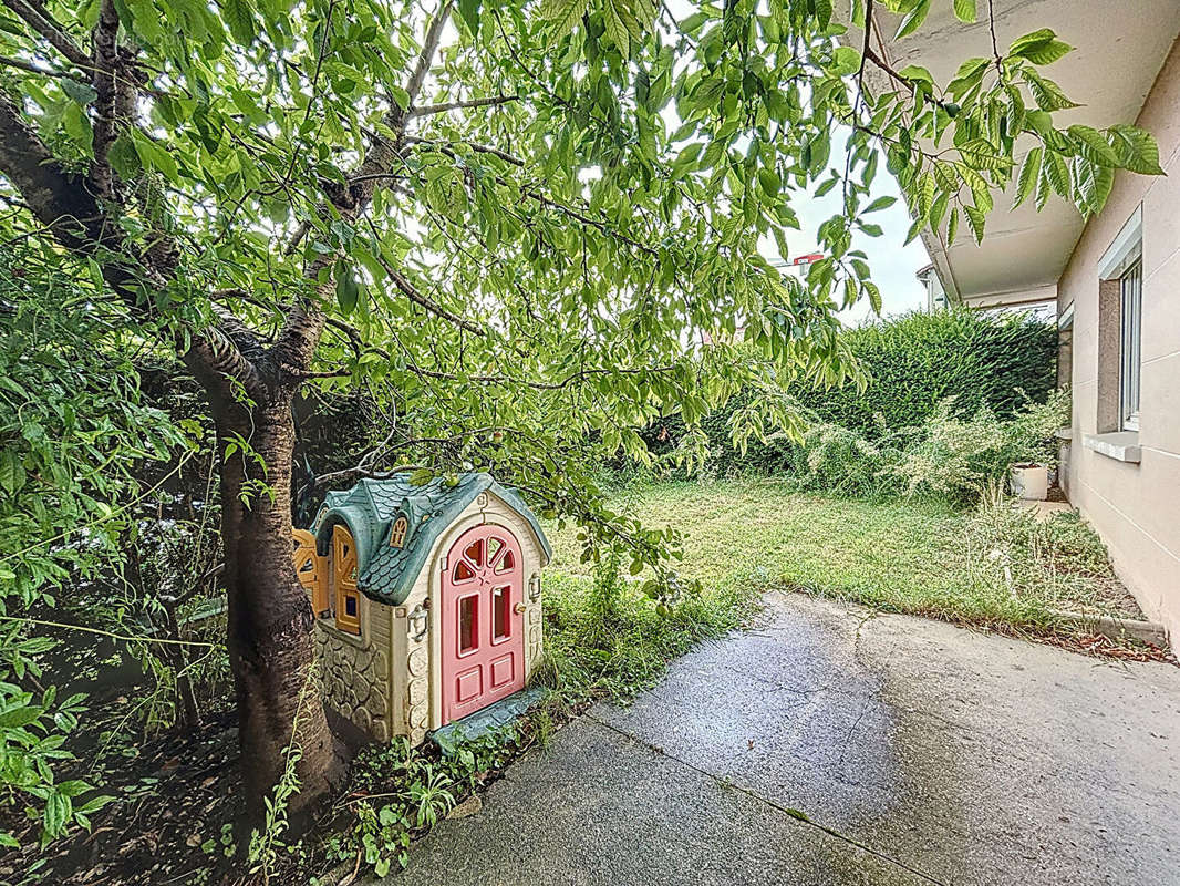 Appartement à BOURG-LA-REINE