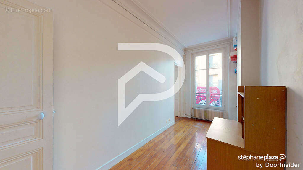 Appartement à HOUILLES