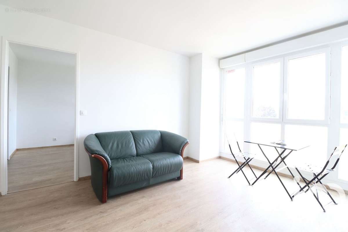 Photo 4 - Appartement à MAGNY-LES-HAMEAUX