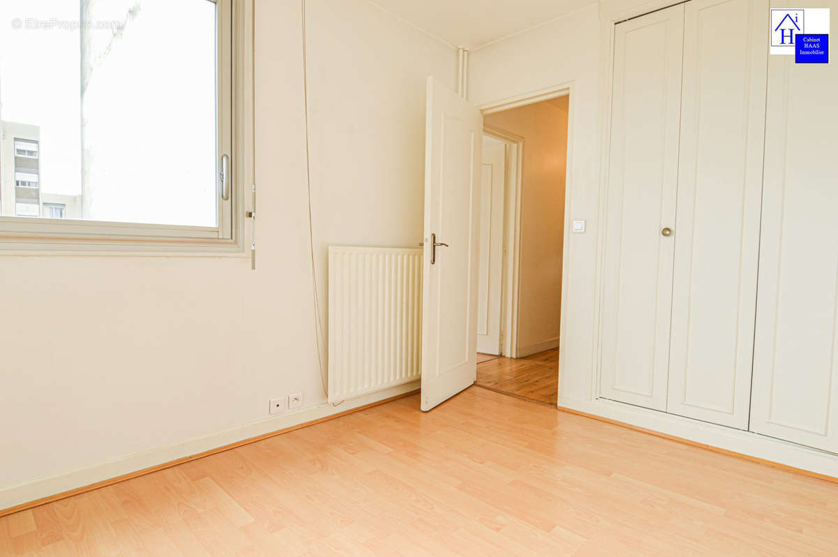 Chambre 1 - Appartement à PANTIN