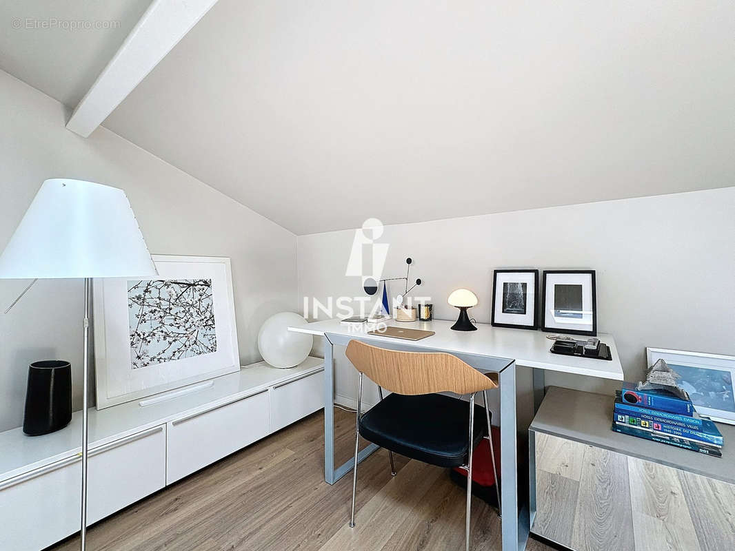 Appartement à IVRY-SUR-SEINE