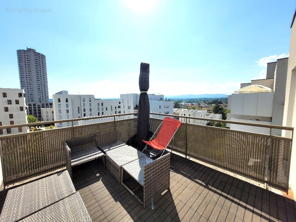 Appartement à LYON-9E