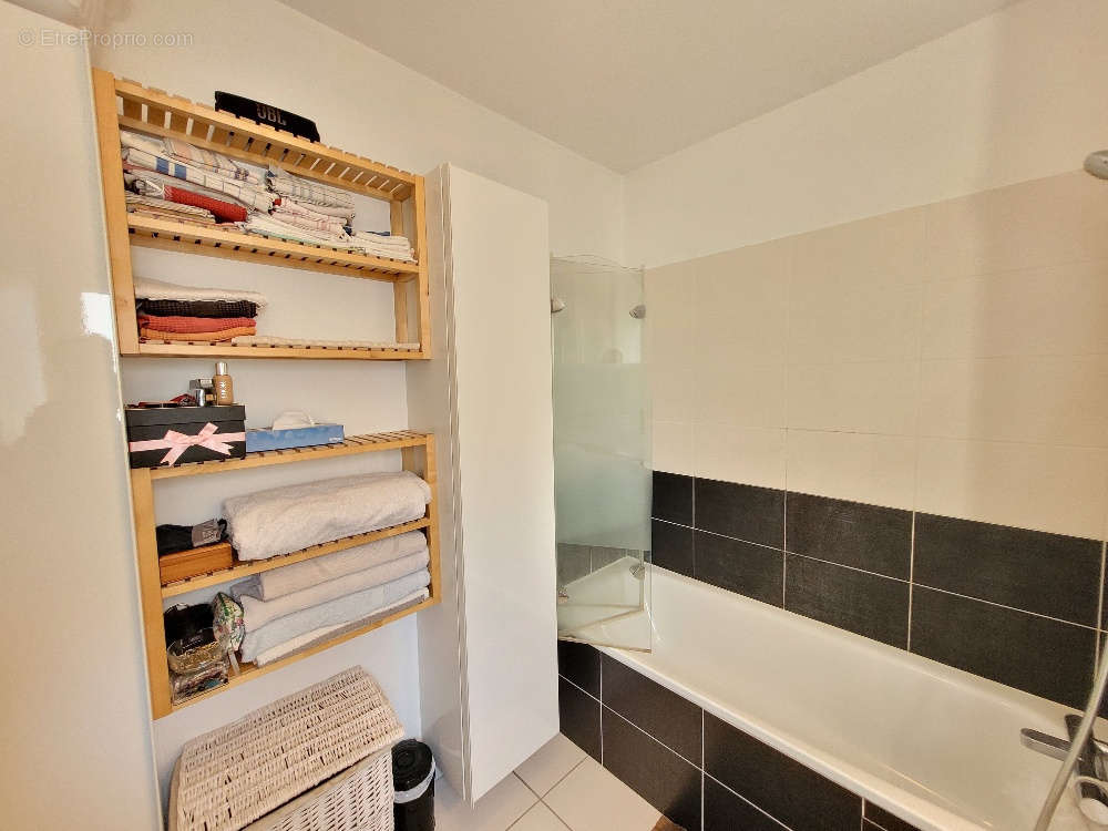 Appartement à LYON-9E