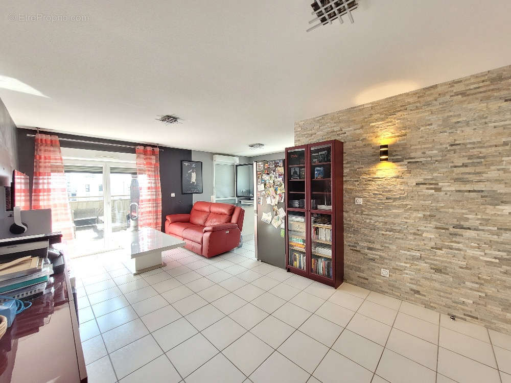 Appartement à LYON-9E