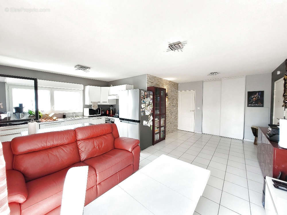 Appartement à LYON-9E