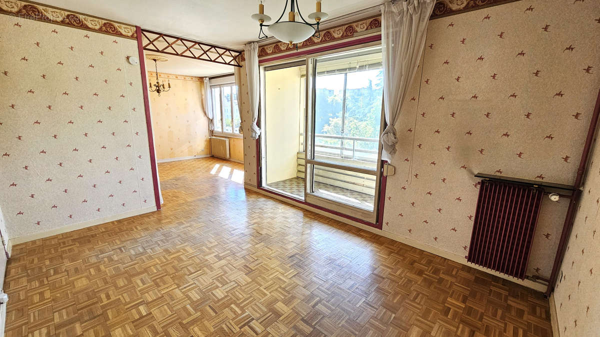 Appartement à LYON-5E