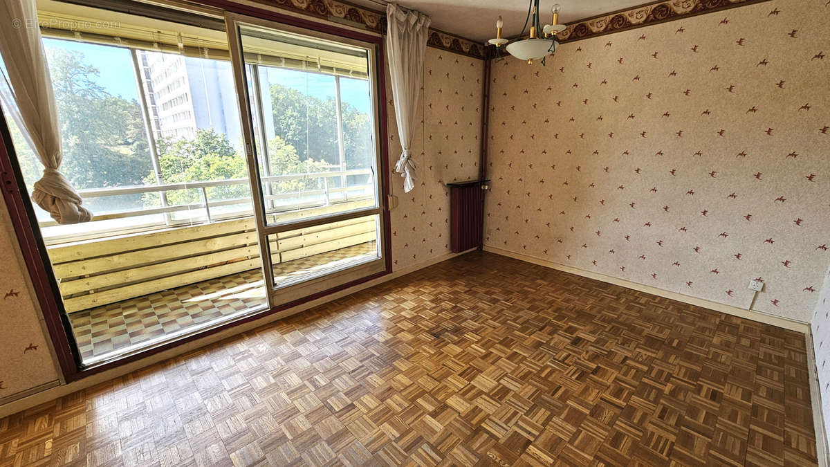 Appartement à LYON-5E