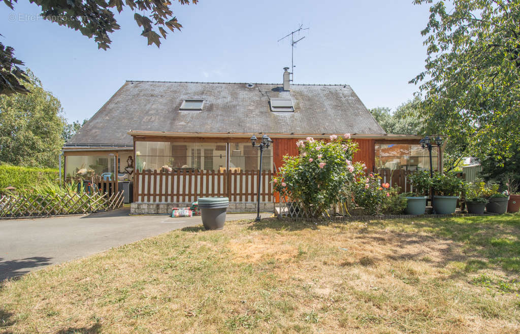 Maison à SAINT-MELAINE-SUR-AUBANCE