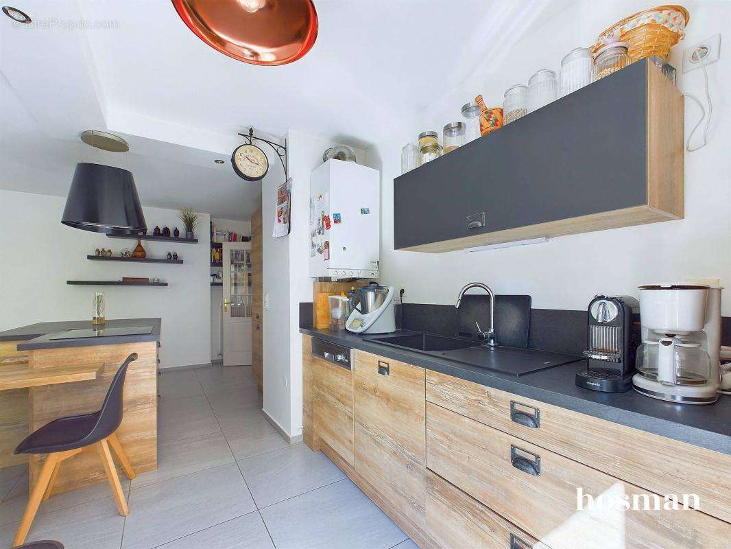 Appartement à LYON-8E