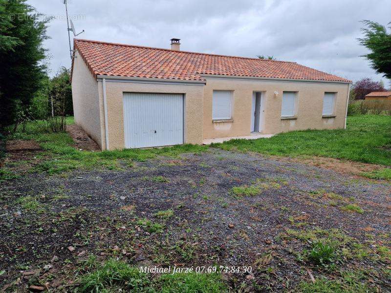 Maison à NEUVY-BOUIN