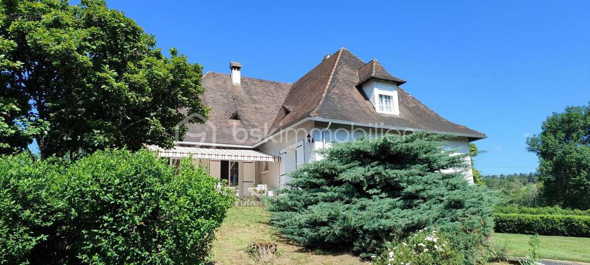 Maison à SAINT-ASTIER