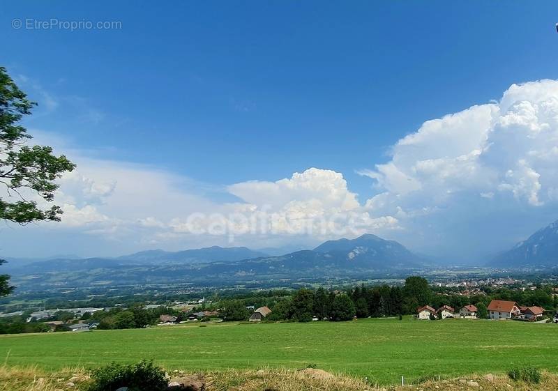 Terrain à ETAUX