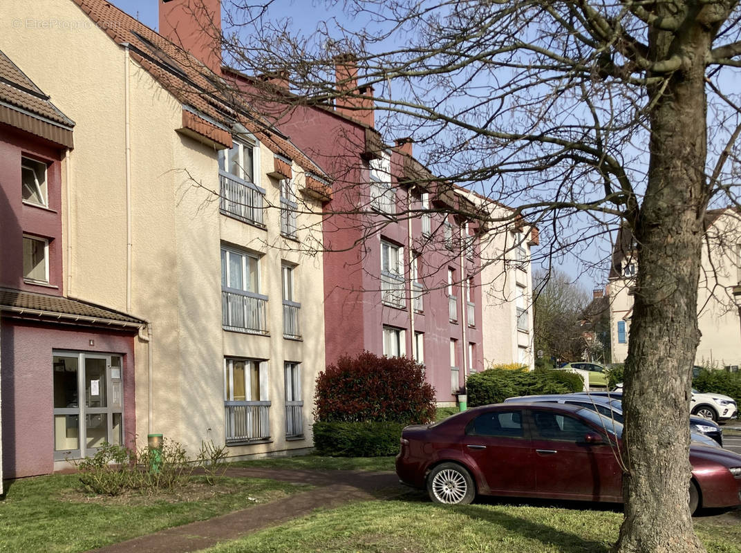 Appartement à ROISSY-EN-FRANCE