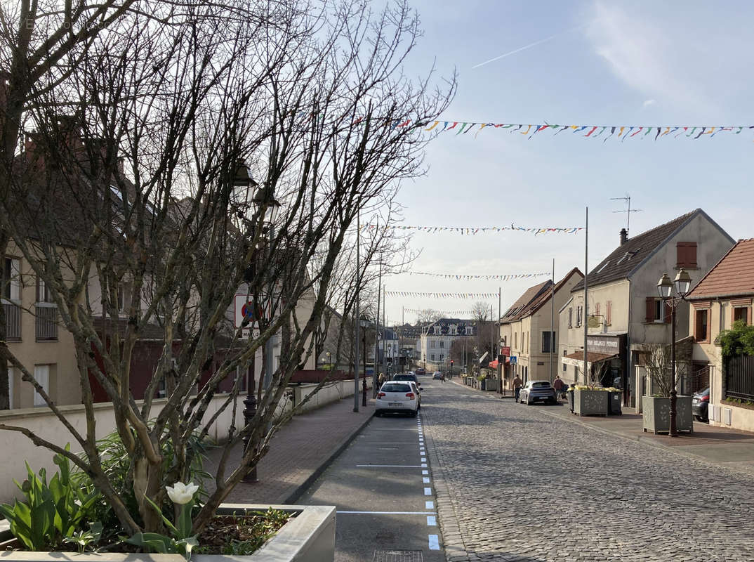 Appartement à ROISSY-EN-FRANCE