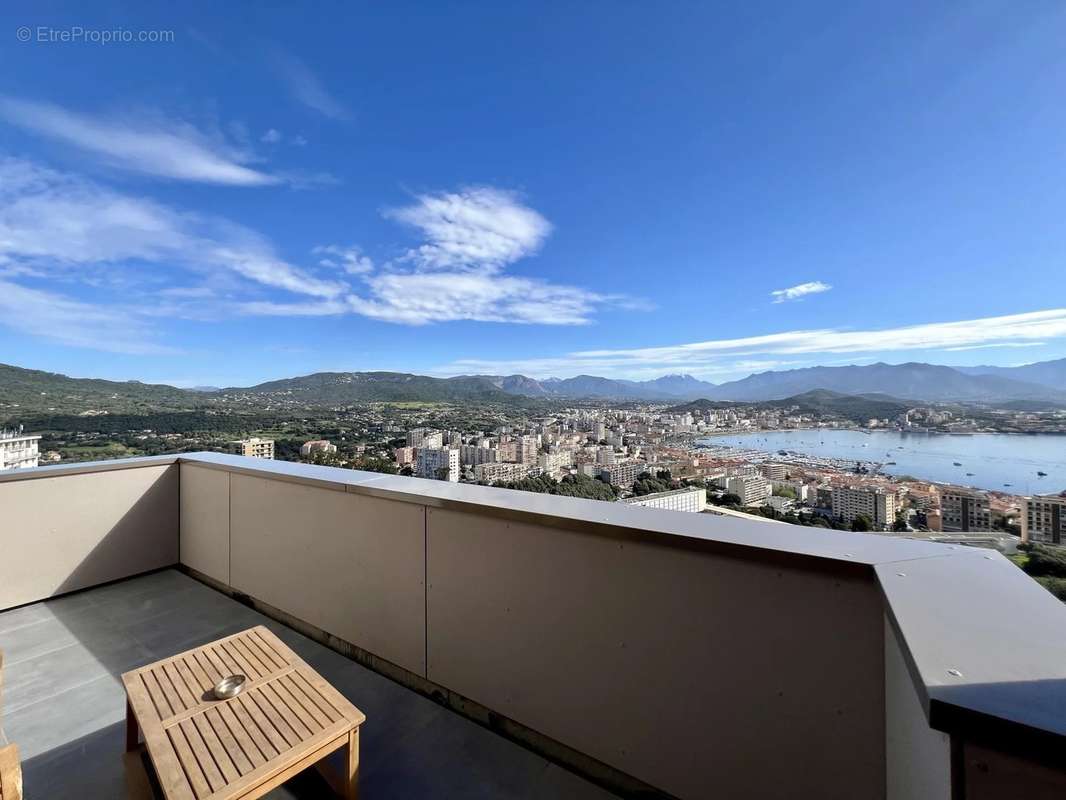 Appartement à AJACCIO