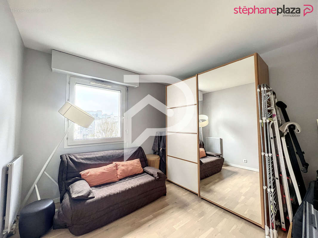 Appartement à SURESNES