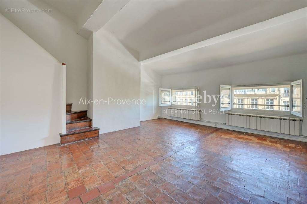 Appartement à AIX-EN-PROVENCE