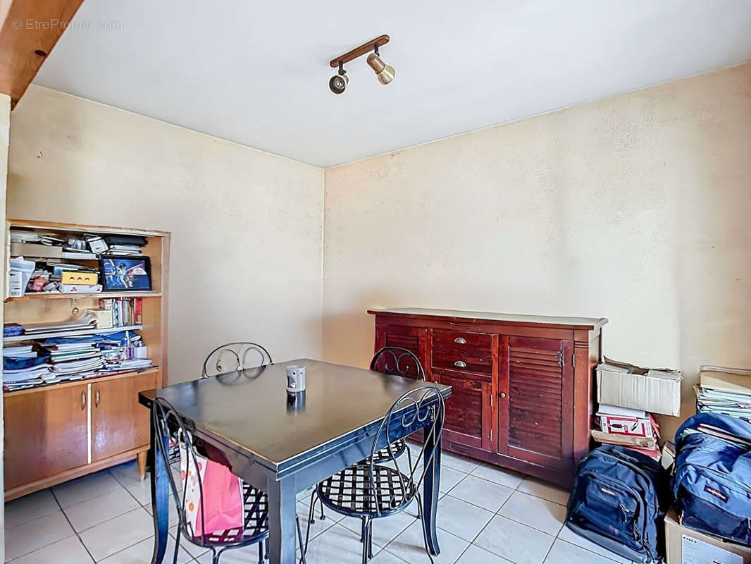 Appartement à MARSEILLE-9E